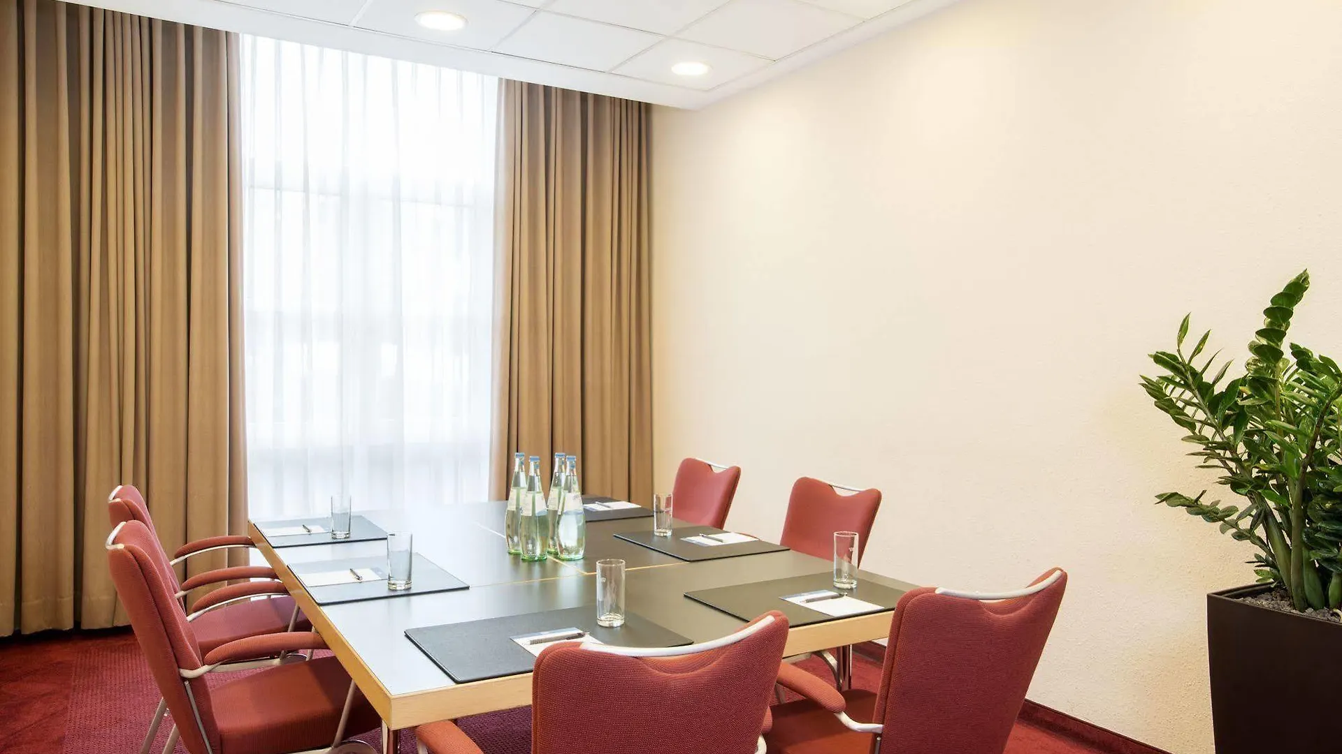 Nh Frankfurt Airport Hotel Kelsterbach Germany
